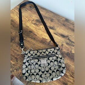 Coach Poppy Crossbody